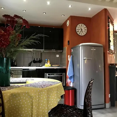 De Charme Avec Terrasse, Wi-fi Et Equipement Bebe - Fr-1-496-125 Chagnon