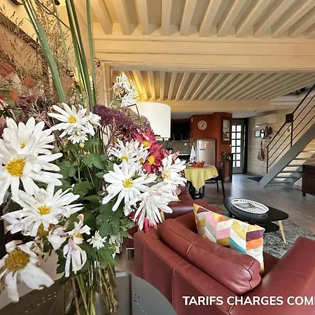 De Charme Avec Terrasse, Wi-fi Et Equipement Bebe - Fr-1-496-125