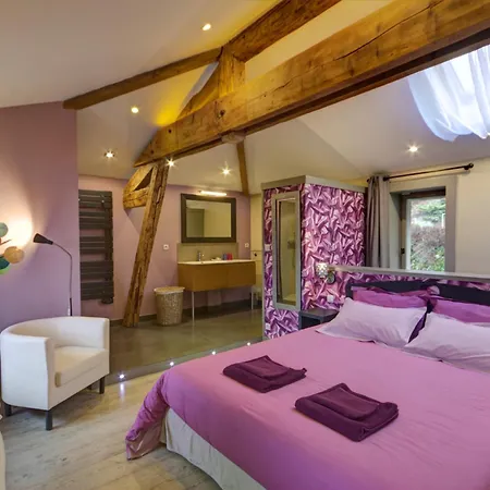 De Charme Avec Terrasse, Wi-fi Et Equipement Bebe - Fr-1-496-125 *