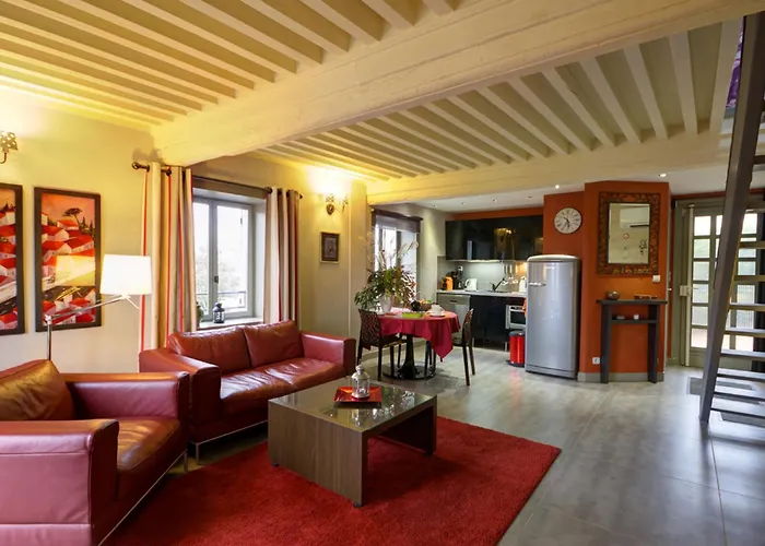 別荘 Au Coeur D'un Village Medieval, Charme Et Confort Moderne - Fr-1-496-125 *